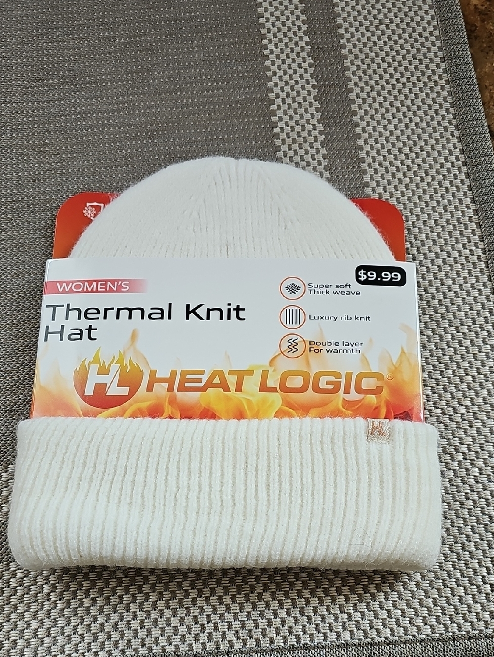Women’s Thermal Knit Hat in Cream
